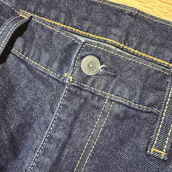 Levi’s 502 Slim Taper - 36x34 - Dark Wash - Picture 3 of 7